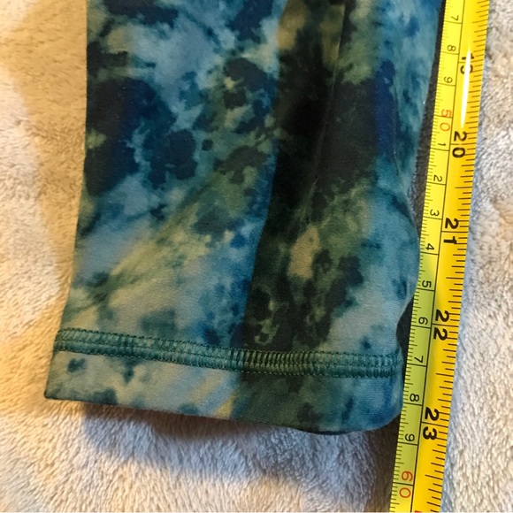 Athleta Salutation Stash 7/8 tight M turquoise blue tie-dye NWOT - Picture 15 of 15